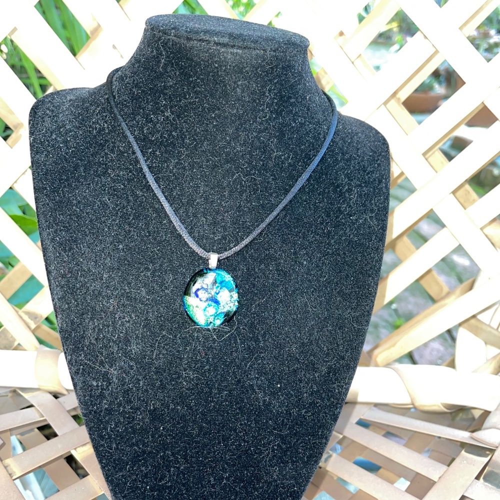 Colorful Handmade glass pieces for necklaces -Set of 7 - Picture 11 of 15